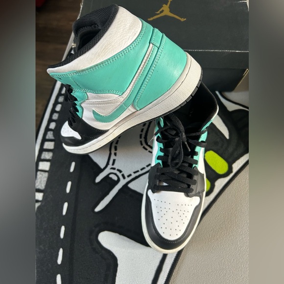 Air Jordan 1 mid - Picture 5 of 9